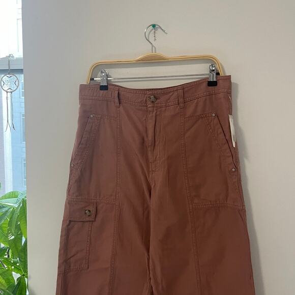 NEW By Anthropologie Plum Wide Leg Cargo Pants Size 12 - Picture 5 of 7